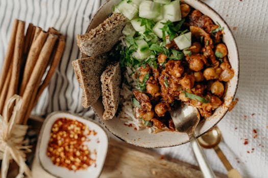 vegetarian chili in a bowl